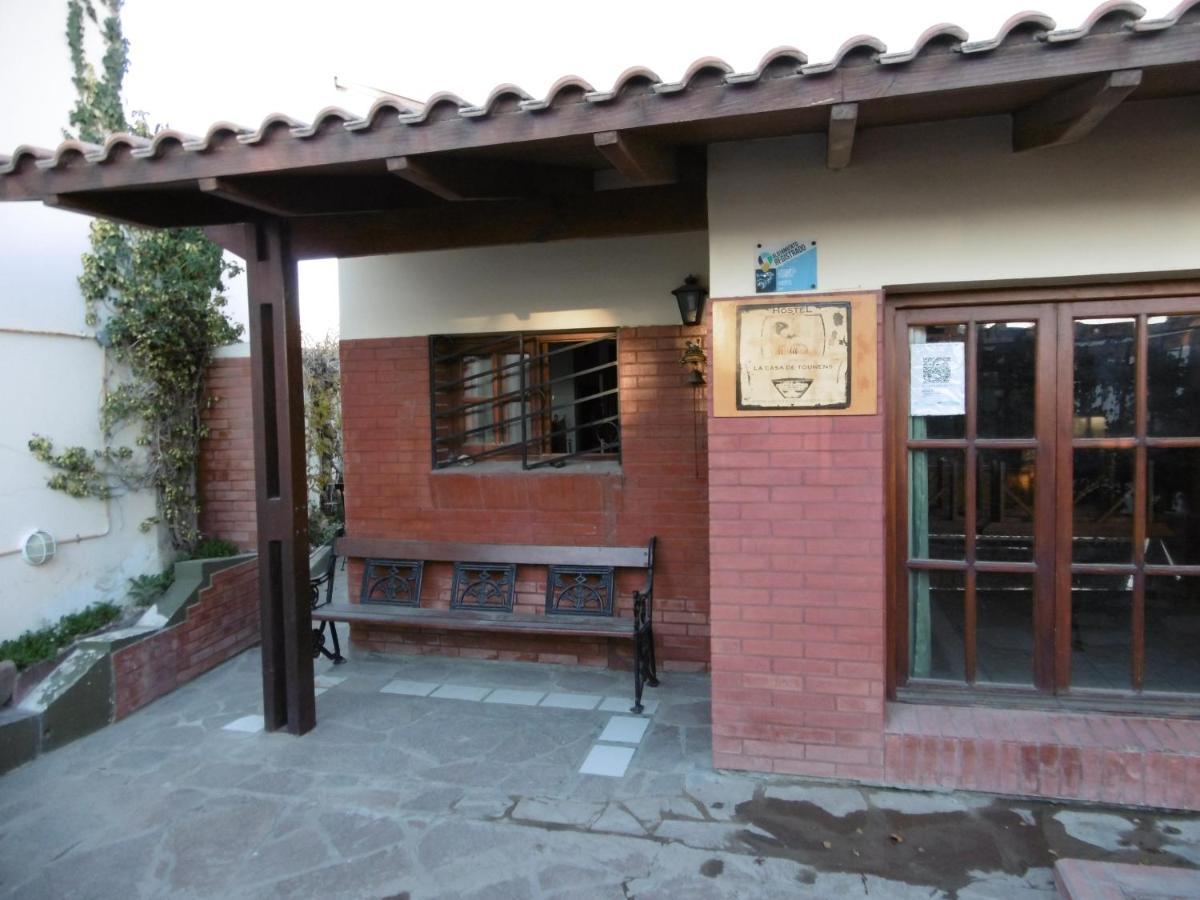 Hostel La Casa De Tounens Puerto Madryn Ngoại thất bức ảnh